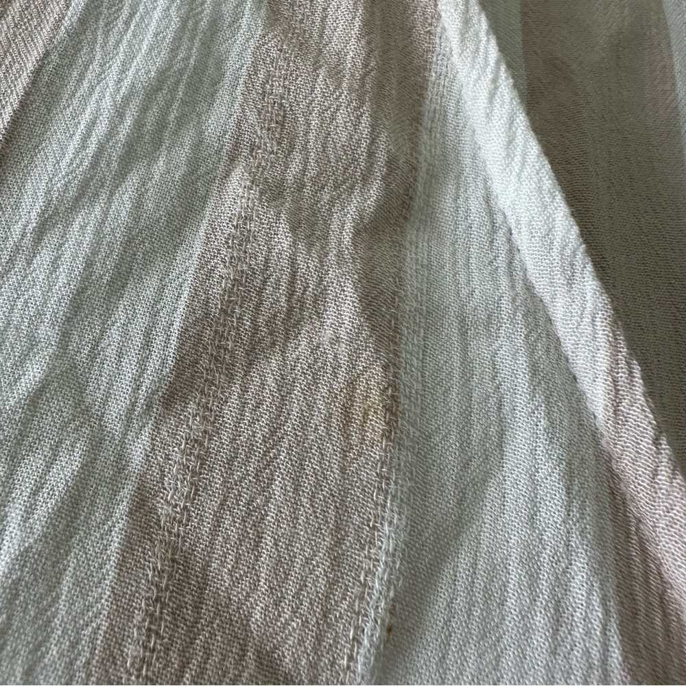 American Eagle AEO white & tan striped flowy cropped tie front top shirt - Picture 6 of 7